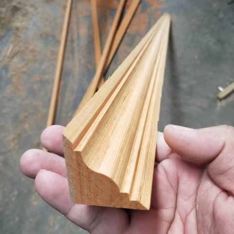 Wooden moulding 4